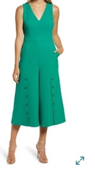 VINCE Camuto Button Detail Cropped  Jumpsuit - Picture 1 of 8